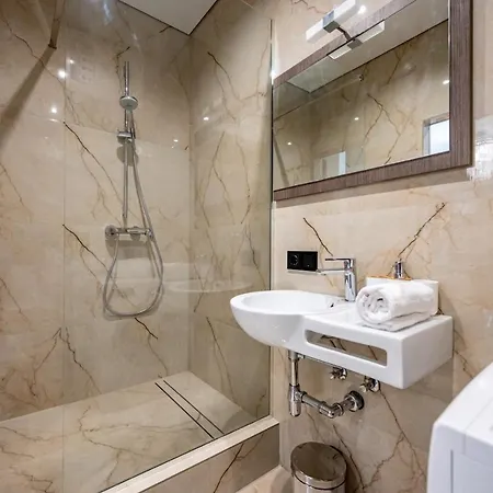Pearl Luxury With Terrace Arcadia
