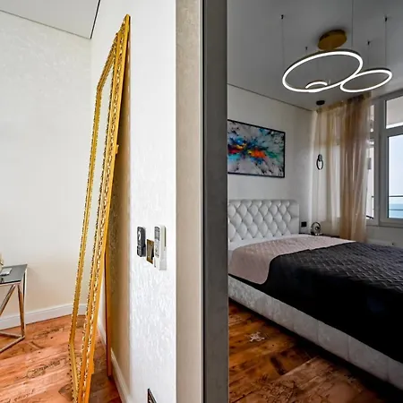 Pearl Luxury With Terrace Arcadia Lejlighed Odessa